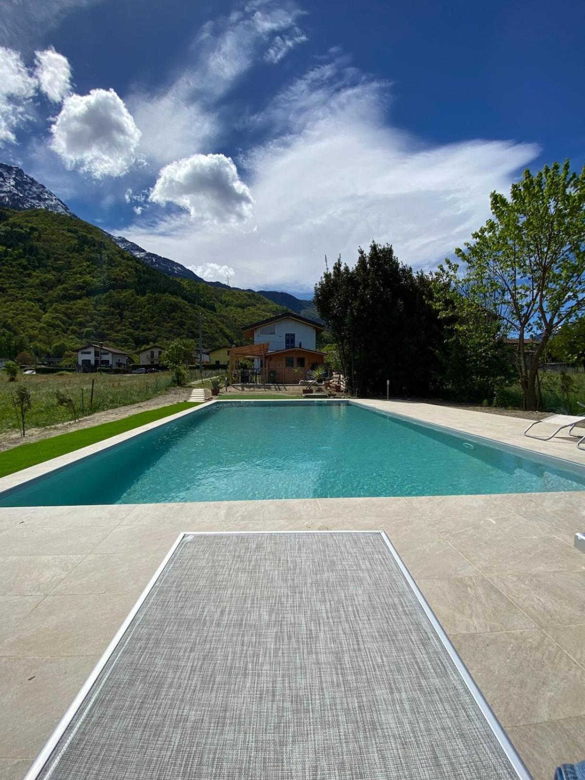 Carlotta Rossa - With Garden And Pool *